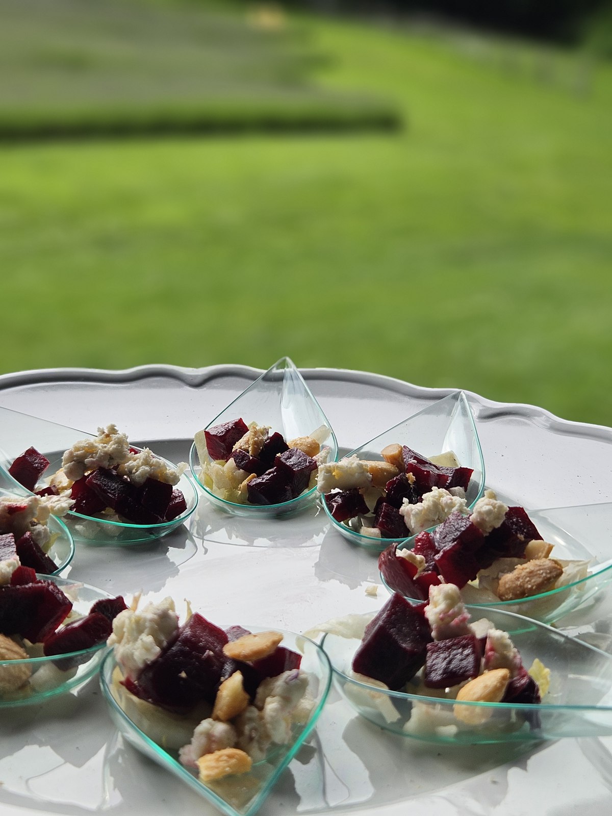 Roasted beet spoons